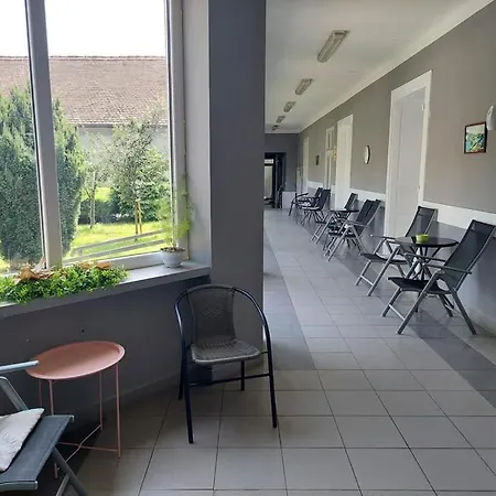 アパート Domus025 *